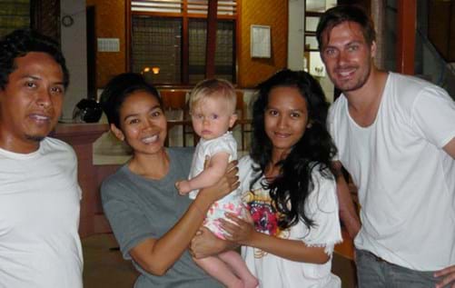 Mit Baby Indonesien