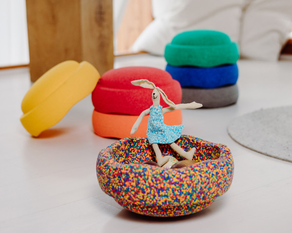 Kunterbuntes Osternest: Eier sammeln im Stapelstein