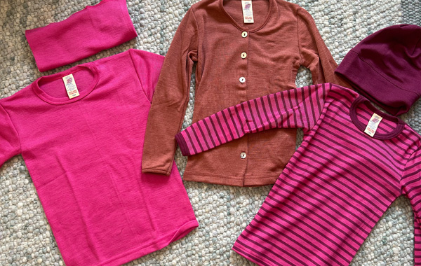 Baby-und Kinderkleidung aus Wolle-Seide: Lohnt sich die Anschaffung und was sind die Vorteile? Ein Erfahrungsbericht